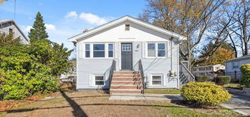 400 Winter St, Brockton, MA 02302