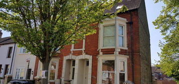 Flat to rent in Monument Street, Peterborough PE1