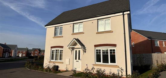 3 bedroom detached house