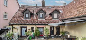 Ihre Doppelhaushälfte mit Dachterrasse und Einbauküche wartet in Stuttgart!