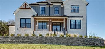 1915 Parade Dr, Brentwood, TN 37027