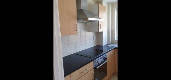 Maisonette to rent in Liskeard Road, Walsall WS5