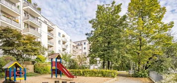 Untervermietung Möblier-Exklusive 3,5-Zimmer-Terrassenwohnung mit Balkon und Einbauküche in Augsburg