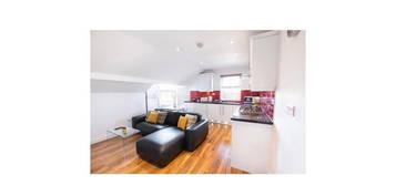 2 bed flat to rent