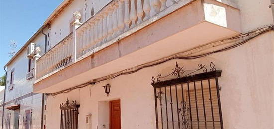 Casa adosada en venta en Ntra Sra de las Angustias, Atarfe