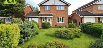 4 bed detached house for sale