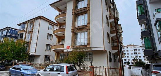 HARUN GAYRİMENKULDEN ZAFER MAHALLESİNDE 3+1 SATLIK DAİRE