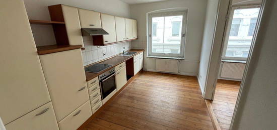 2 Zi.Whg, ca. 56m², Einbauküche, Dielenboden, WM-Anschluss