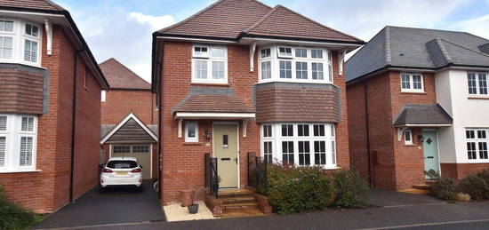 4 bed detached house for sale