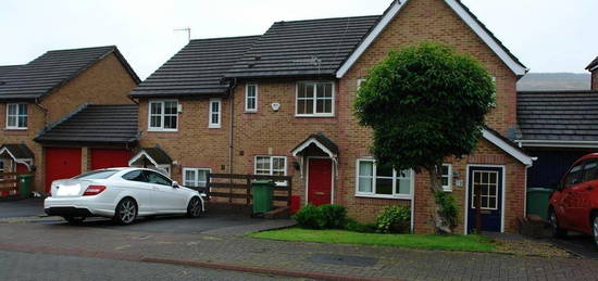 2 bed terraced house to rent