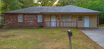 2919 Lakewood Dr, Jackson, MS 39212