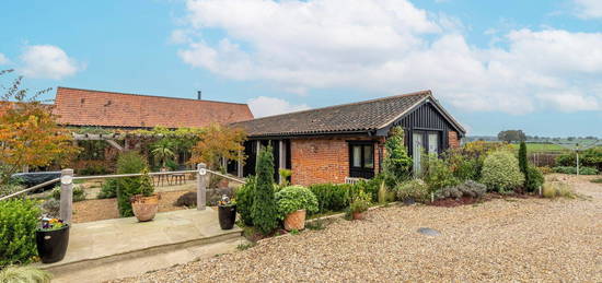 Barn conversion to rent in Church Road, Skeyton NR10