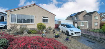 3 bed detached bungalow for sale