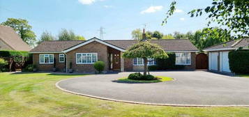 4 bedroom detached bungalow for sale