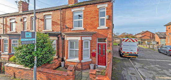 3 bed end terrace house for sale