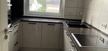 3 Zimmer in Grossburgwedel mit EBK u. Balkon