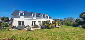 Maison Fouesnant , à 200m de la plage,  5 chambres.