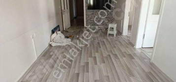 HALKALI MERKEZ ABAYCD KRALK 3+1 130M2 4.KAT FULL YAPILI TEMIZ KULLANILI