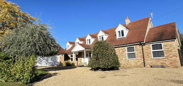 6 bedroom detached house for sale