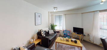 1 bedroom ground floor flat