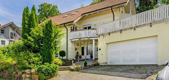 Traumhaftes Anwesen mit Einliegerwohnung und Panoramablick (Architektenhaus)