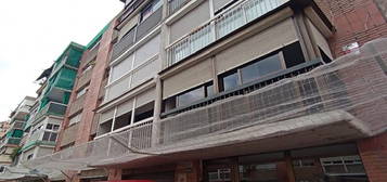 Piso en venta en calle de Lluis Companys, 64 -6464