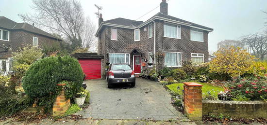 3 bed semi-detached house for sale