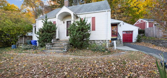 123 Clay St, Thomaston, CT 06787