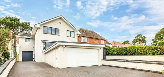 3 bed detached house for sale