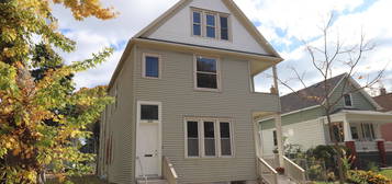 2568 N Booth St Unit 2570, Milwaukee, WI 53212