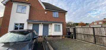 2 bedroom semi-detached house for sale