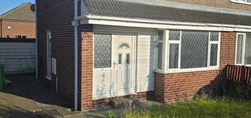 3 bedroom semi-detached house