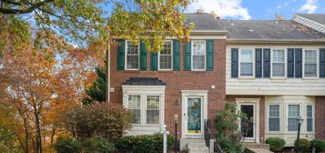 6584 Kelsey Point Cir, Alexandria, VA 22315