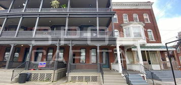 1042 W Market St, York - 1042 - 2nd Fl, 1042 W Market St, York, PA 17404