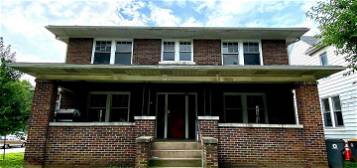 426 E 6th St, Bloomington, IN 47408