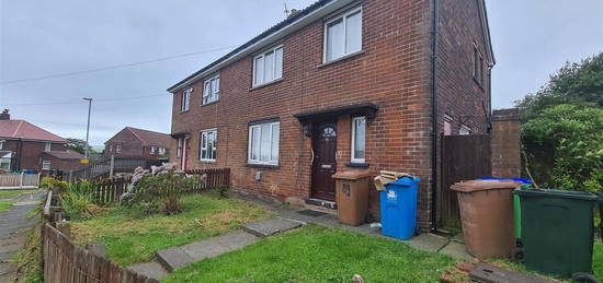 Property to rent in Hill Top Drive, Rochdale OL11