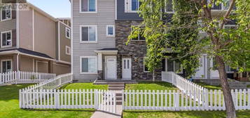 64, 300 Marina Drive, Chestermere, Alberta 
