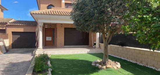 Casa o chalet en venta en Santa Oliva