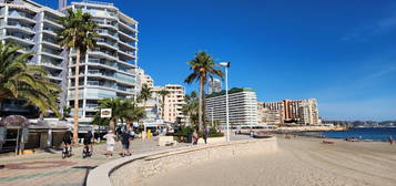 Piso en venta en avenida Juan Carlos I