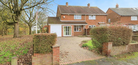 2 bed semi-detached house for sale