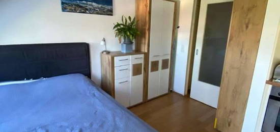 1 Zimmer Wohnung ruhig und zentral; Top Raumaufteilung!!, wirkt grösser als 24m2. inkl. Sauna und Fitnessraum;