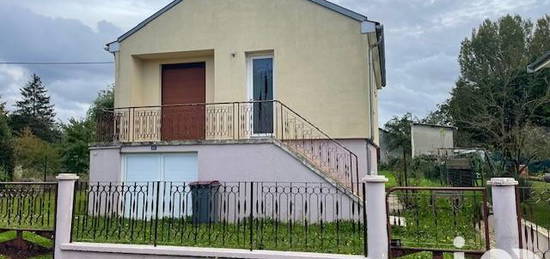 Maison de village 2 étages  à vendre, 4 pièces, 2 chambres, 50 m²