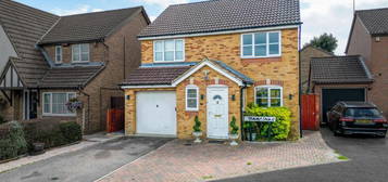 4 bedroom detached house to rent