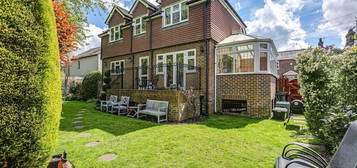 Detached house to rent in Main Road, Sundridge, Sevenoaks TN14