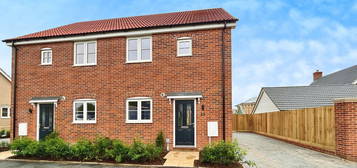 2 bed semi-detached house to rent