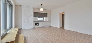 Pronájem bytu 3+kk 97 m²