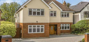 6 bedroom detached house for sale