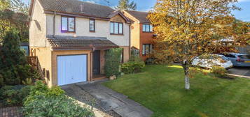 4 bed detached house for sale