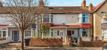 Property for sale in Bank Avenue, Mitcham CR4