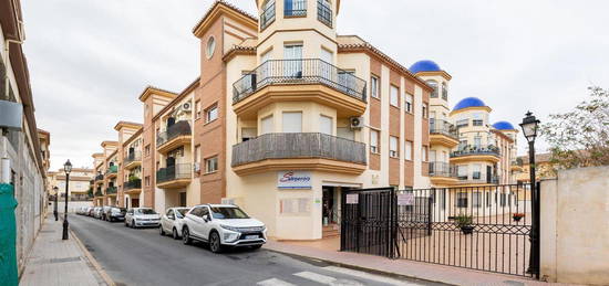 Piso en venta en Residencial Triana - Barrio Alto